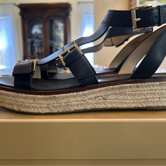 Michael Kors Sandal - Picture 2 of 7